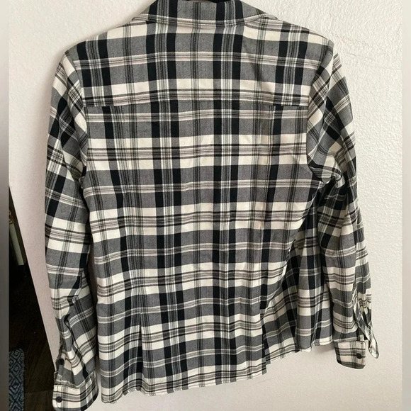 Pendleton Women’s 100% Virgin Wool Flannel Size Medium - Picture 7 of 8